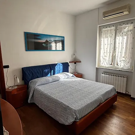 La Casa Di Fede Lägenhet Moneglia